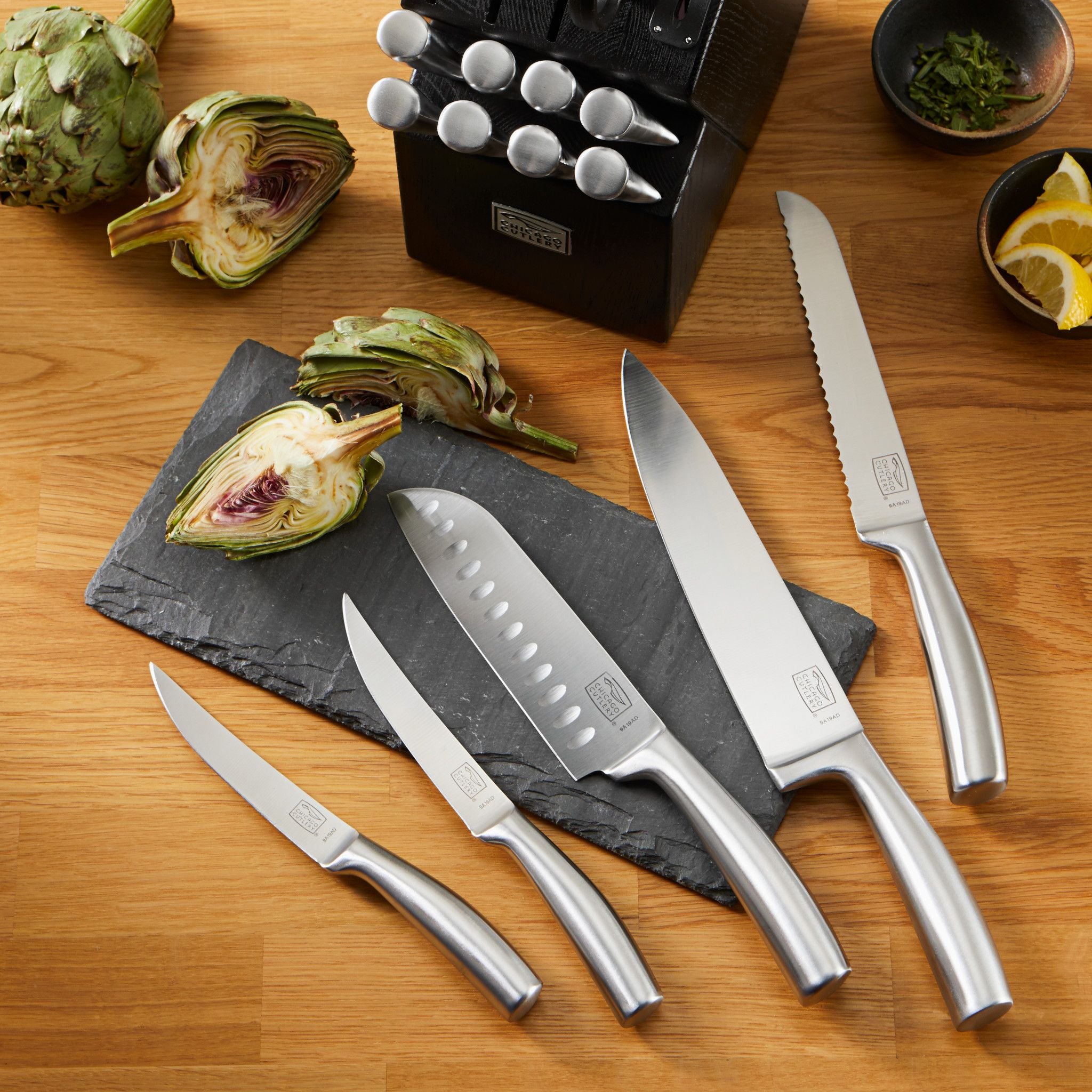 Chicago Cutlery Malden 16-piece Stainless Steel Block Set - Image 3