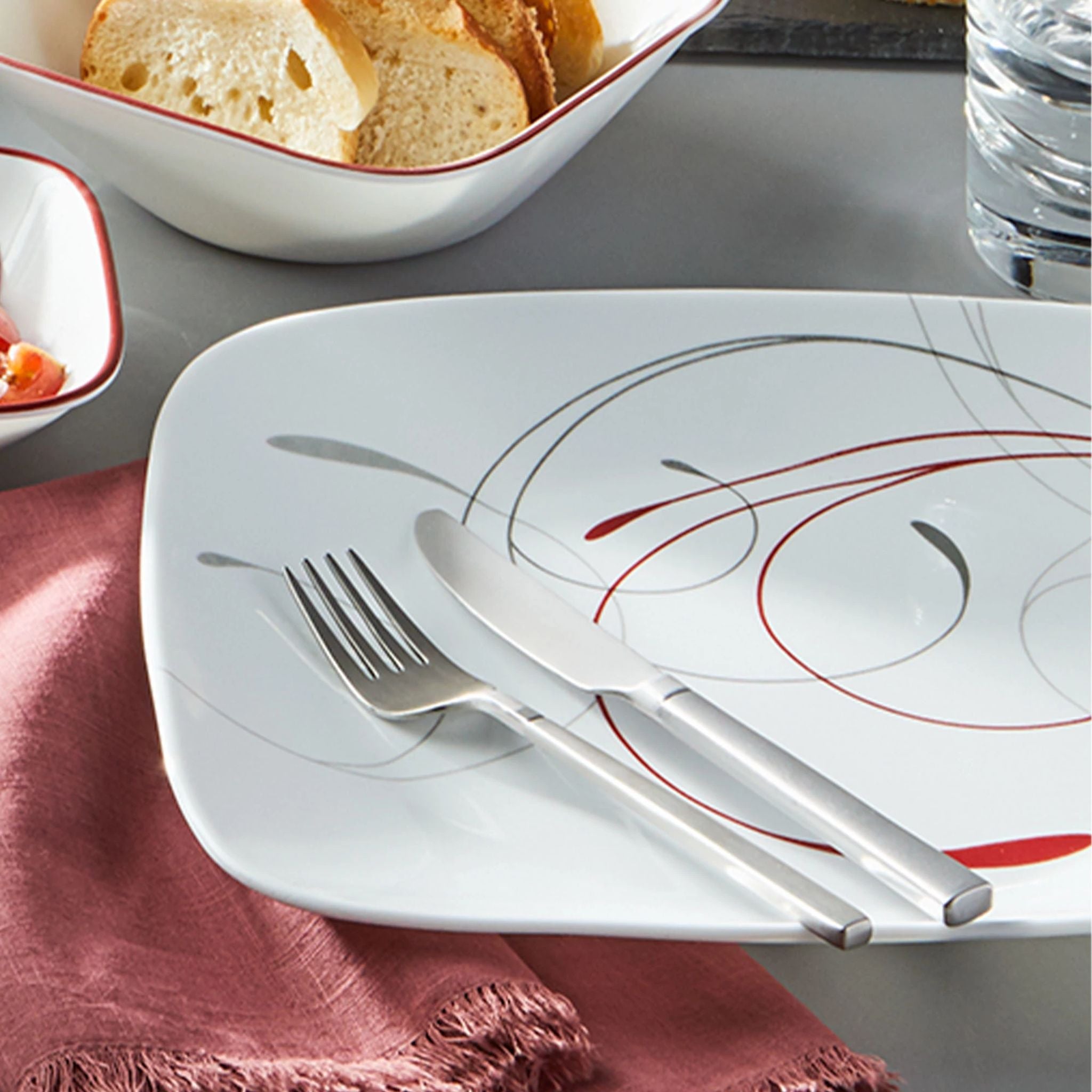 Corelle Square Splendor 12-piece Dinnerware Set. Service for 4 - Image 5
